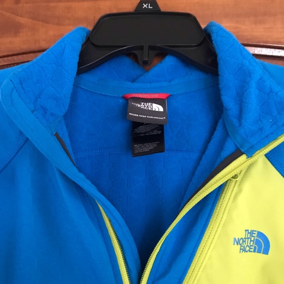 Men’s North Face pull over - Picture 6 of 8